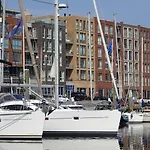 Bizstay Harbour IV