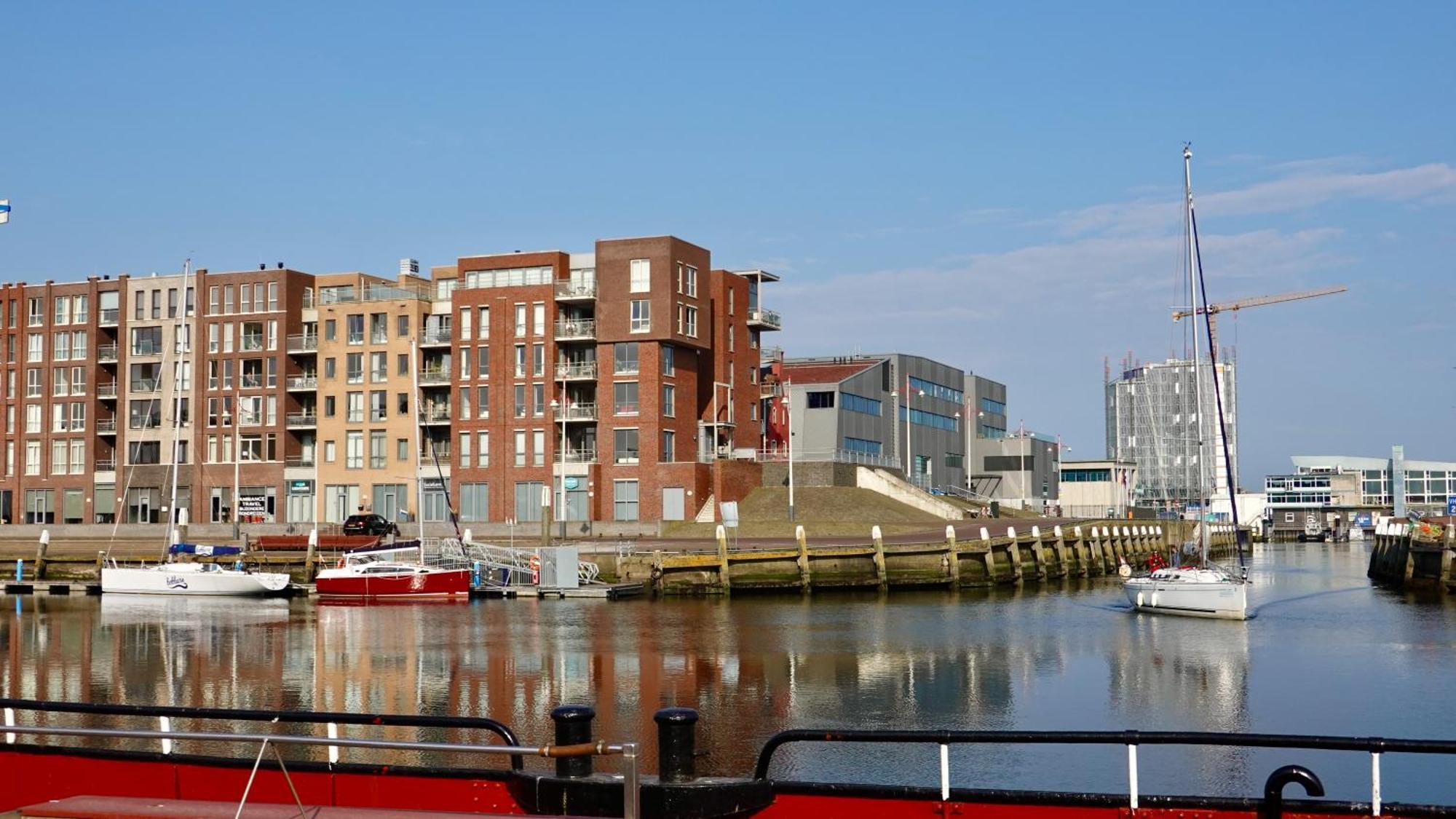 Bizstay Harbour Iv